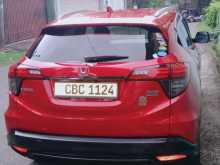 https://riyasewana.com/uploads/honda-vezel-rs-16162418452.jpg