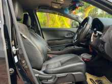 https://riyasewana.com/uploads/honda-vezel-rs-171107394893.jpg