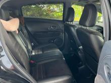 https://riyasewana.com/uploads/honda-vezel-rs-171107596394.jpg
