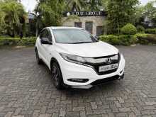 Honda Vezel RS Sensing 2017 Car