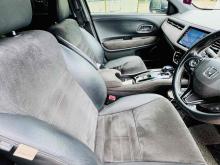 https://riyasewana.com/uploads/honda-vezel-rs-180464324622.jpg