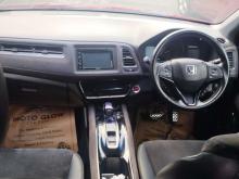 https://riyasewana.com/uploads/honda-vezel-rs-181841446206.jpg