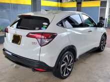 https://riyasewana.com/uploads/honda-vezel-rs-18745404303.jpg