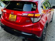 https://riyasewana.com/uploads/honda-vezel-rs-18922456646.jpg
