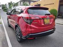https://riyasewana.com/uploads/honda-vezel-rs-18951284982.jpg