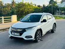 Honda Vezel RS Sensing LED Version 2018 SUV