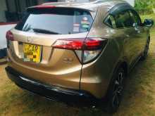 https://riyasewana.com/uploads/honda-vezel-rs-19716484523.jpg