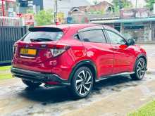 https://riyasewana.com/uploads/honda-vezel-rs-198213222833.jpg