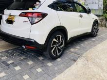 https://riyasewana.com/uploads/honda-vezel-rs-2010021417275.jpg