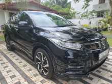 https://riyasewana.com/uploads/honda-vezel-rs-201242554332.jpg