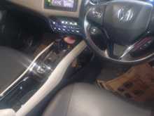 https://riyasewana.com/uploads/honda-vezel-rs-2015-1812510712384.jpg