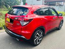 https://riyasewana.com/uploads/honda-vezel-rs-201535436055.jpg