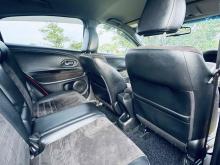 https://riyasewana.com/uploads/honda-vezel-rs-2015580724413.jpg