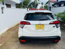 https://riyasewana.com/uploads/honda-vezel-rs-2016-119372012792.jpg