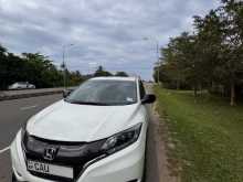 https://riyasewana.com/uploads/honda-vezel-rs-2016-120365012032.jpg