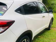 https://riyasewana.com/uploads/honda-vezel-rs-2016-197094912174.jpg