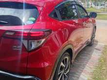 https://riyasewana.com/uploads/honda-vezel-rs-2016-2611170712063.jpg