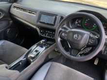 https://riyasewana.com/uploads/honda-vezel-rs-2016-38444012894.jpg