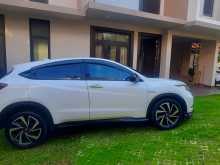 https://riyasewana.com/uploads/honda-vezel-rs-2017-112561512343.jpg