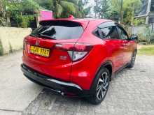 https://riyasewana.com/uploads/honda-vezel-rs-2017-117245612172.jpg