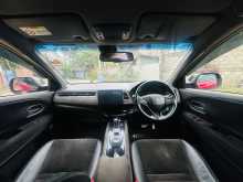 https://riyasewana.com/uploads/honda-vezel-rs-2017-117245612353.jpg
