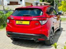 https://riyasewana.com/uploads/honda-vezel-rs-2017-1314074512353.jpg