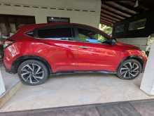 Honda Vezel Rs 2017 SUV