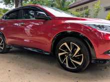 https://riyasewana.com/uploads/honda-vezel-rs-2017-1610142012594.jpg