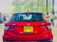 https://riyasewana.com/uploads/honda-vezel-rs-2017-178131512562.jpg