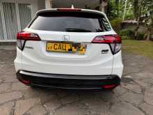 https://riyasewana.com/uploads/honda-vezel-rs-2017-1815563212774.jpg