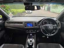 https://riyasewana.com/uploads/honda-vezel-rs-2017-214092712373.jpg