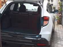 https://riyasewana.com/uploads/honda-vezel-rs-2017-2212124912794.jpg