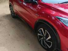 https://riyasewana.com/uploads/honda-vezel-rs-2017-2611514812872.jpg