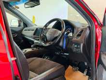 https://riyasewana.com/uploads/honda-vezel-rs-2017-2813385612873.jpg