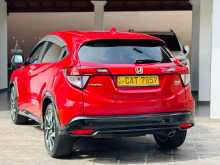 https://riyasewana.com/uploads/honda-vezel-rs-2017-299445112922.jpg