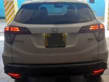 https://riyasewana.com/uploads/honda-vezel-rs-2017-3016465812933.jpg