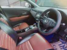 https://riyasewana.com/uploads/honda-vezel-rs-2017-411453112693.jpg
