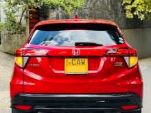 https://riyasewana.com/uploads/honda-vezel-rs-2017-48423312172.jpg