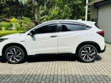 https://riyasewana.com/uploads/honda-vezel-rs-2018-1210570512163.jpg