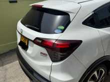 https://riyasewana.com/uploads/honda-vezel-rs-2018-137230312984.jpg