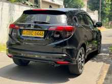 https://riyasewana.com/uploads/honda-vezel-rs-2018-1613152612902.jpg
