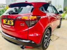 https://riyasewana.com/uploads/honda-vezel-rs-2018-177115412184.jpg
