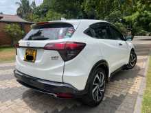 https://riyasewana.com/uploads/honda-vezel-rs-2018-227145112922.jpg