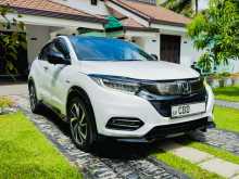Honda VEZEL RS SENSING LED 2018 SUV