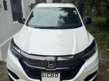 https://riyasewana.com/uploads/honda-vezel-rs-2018-257083712872.jpg