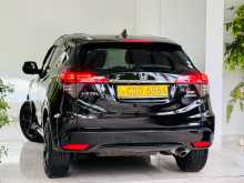 https://riyasewana.com/uploads/honda-vezel-rs-2018-48281612212.jpg