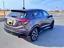 https://riyasewana.com/uploads/honda-vezel-rs-2018-510470012833.jpg