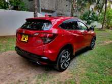 https://riyasewana.com/uploads/honda-vezel-rs-2019-1818144712882.jpg