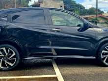 https://riyasewana.com/uploads/honda-vezel-rs-2019-2316220212333.jpg