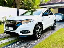 Honda VEZEL RS SENSING LED 2019 SUV